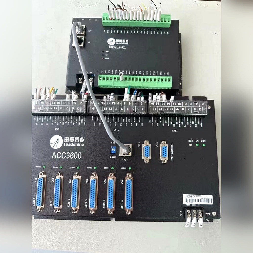 雷赛运动控制盒ACC3600 EM32DX-C1现货 议价