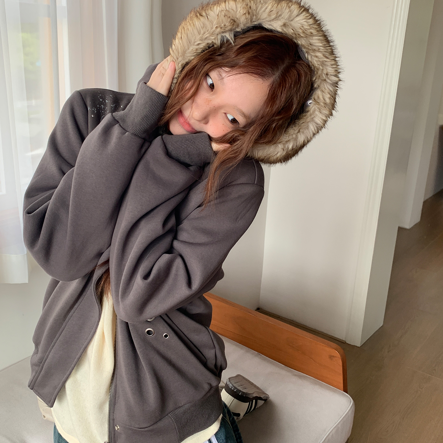 尺尺间Lsland复古印花毛领连帽卫衣外套女秋冬新款设计感薄绒上衣