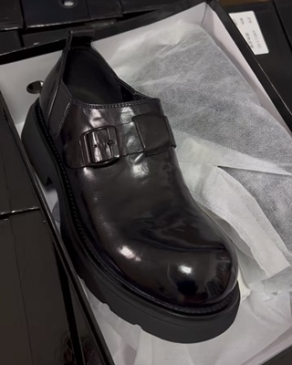 广州男士新款秋季潮流时尚商务休闲百搭圆头休闲切尔西皮鞋-98513