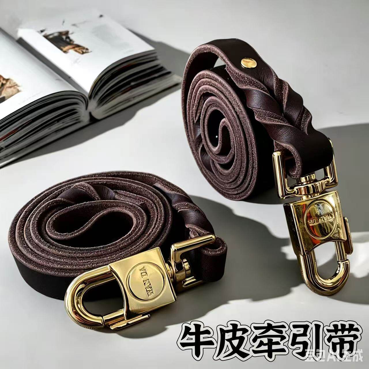 大型犬德牧狗狗牵引绳罗威纳金毛马犬杜宾真牛皮牵引带防爆冲遛狗