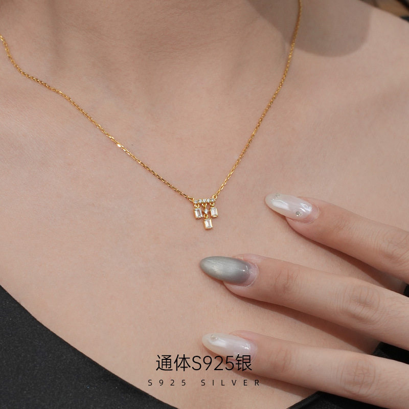 S925纯银日系轻奢灵动摇曳流苏项