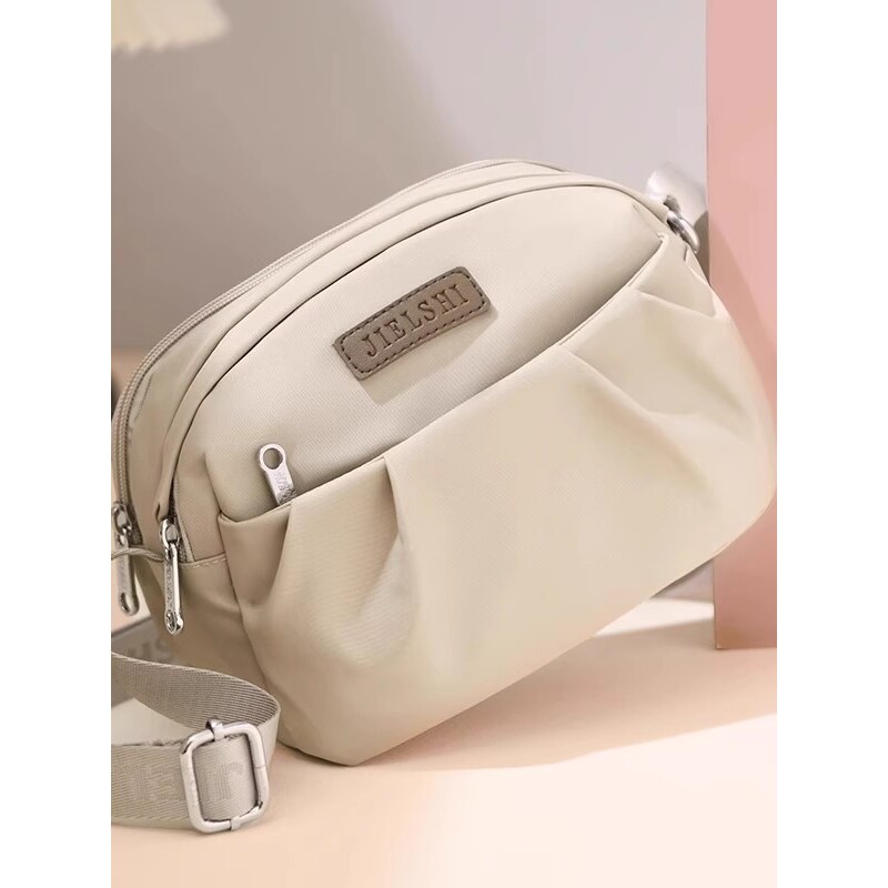 法国ITonick.斜挎包2025新款百搭高级质感小众设计感轻便单肩女包