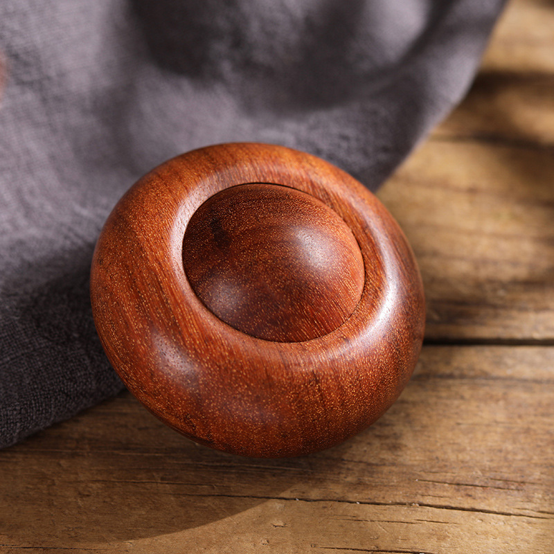 金星紫檀大号手把件红木手转球