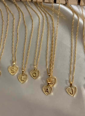 女式项链 Creative Simple Women's Peach Heart Letter Neck