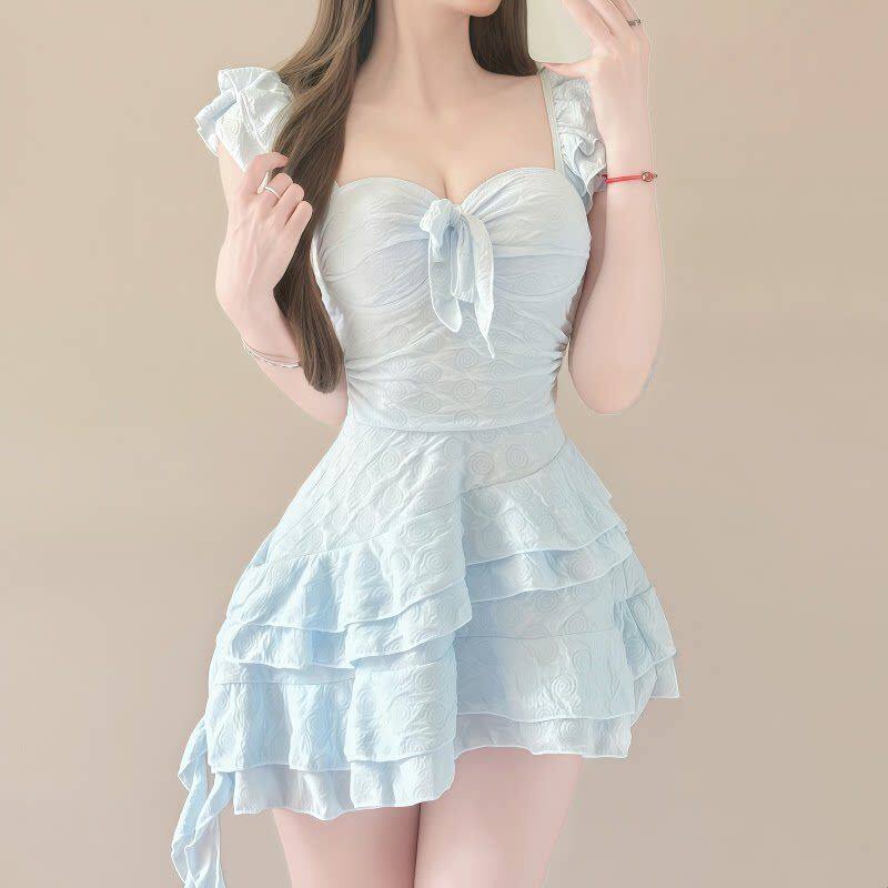 泳衣女款纯欲少女连体裙式遮肉显瘦海边度假泡温泉2025新款高级感