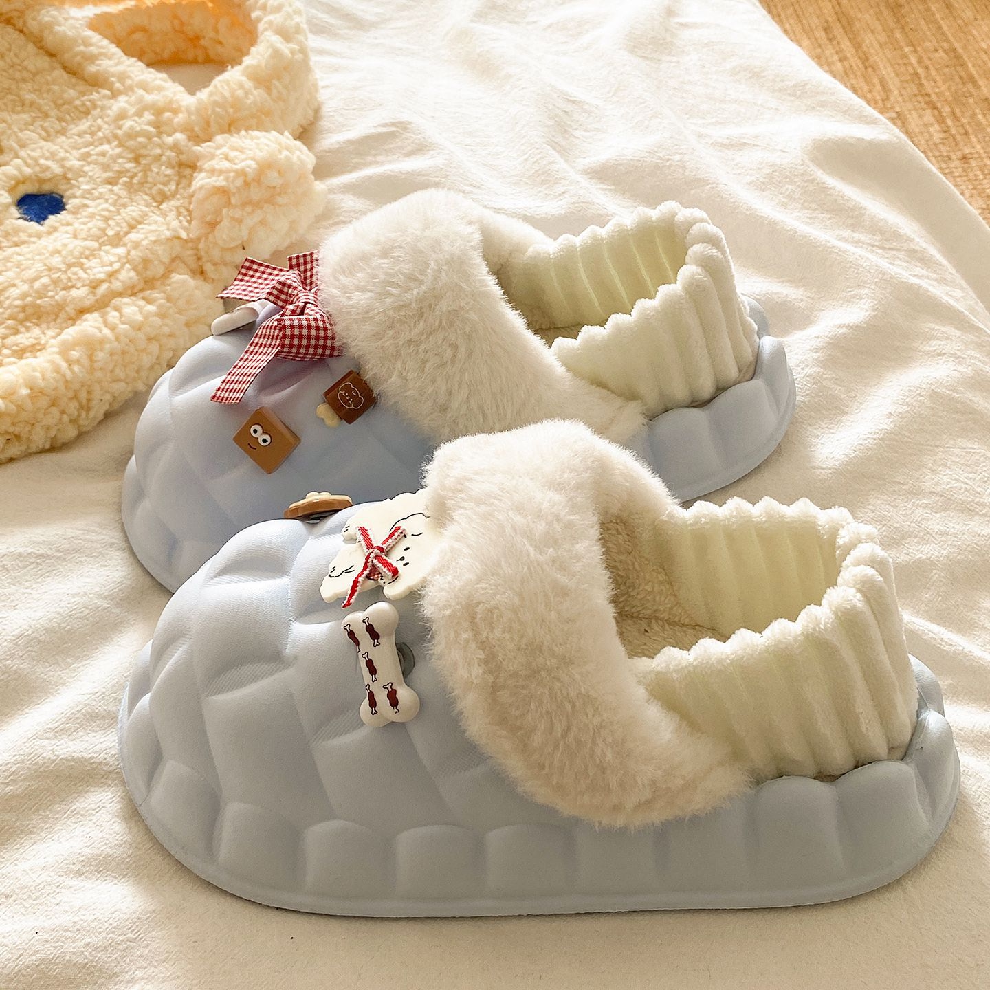 EVA舒适耐磨居家室内棉拖鞋女