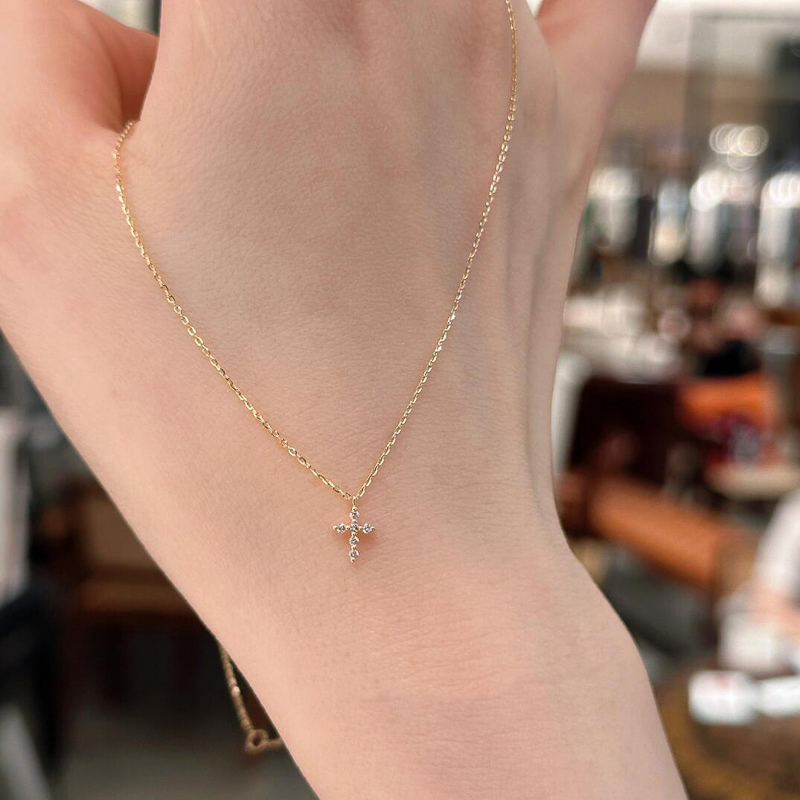 十字架吊坠项链女款2025新款颈链