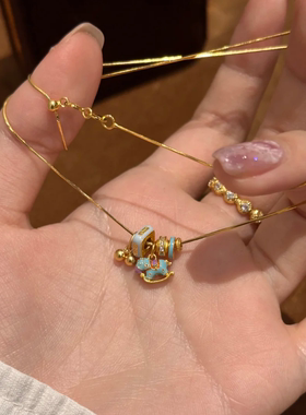 木马项链女2025新款配饰轻奢小众