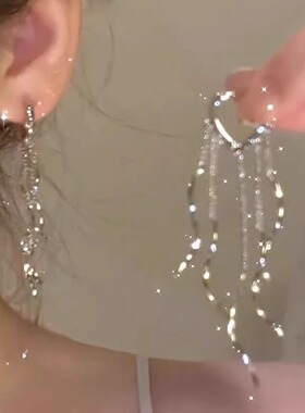 银色扭曲线条长款流苏耳环2025新款爆款耳钉高级感气质方圆脸耳饰