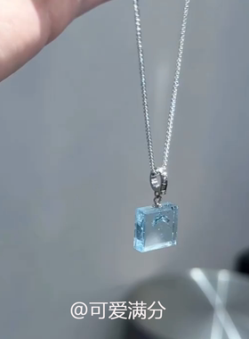 蓝色小方糖项链女款2026新款颈链