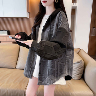 上衣 洋气超好看加绒加厚连帽衬衫 高级感撞色外套女薄款 春秋冬大码