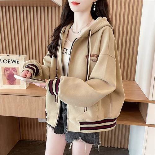 春秋冬欧货大版连帽棒球服外套女