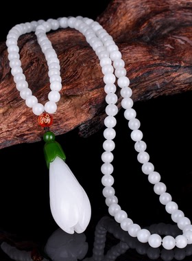 和田玉玉兰花吊坠女款项链高级