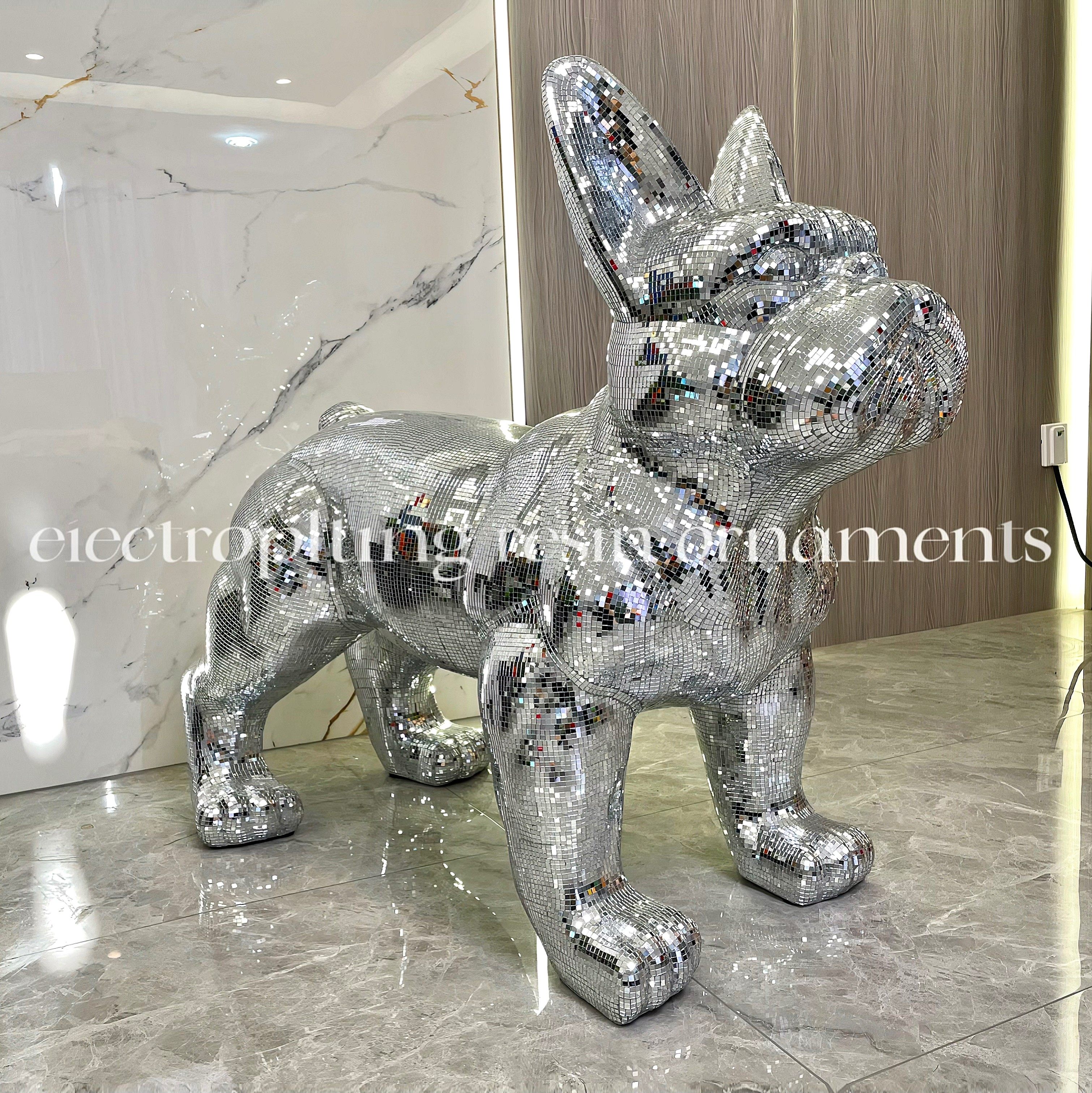 原创巨型落地法斗狗轻奢客厅装饰品超大型摆件酒吧网红店打卡拍照