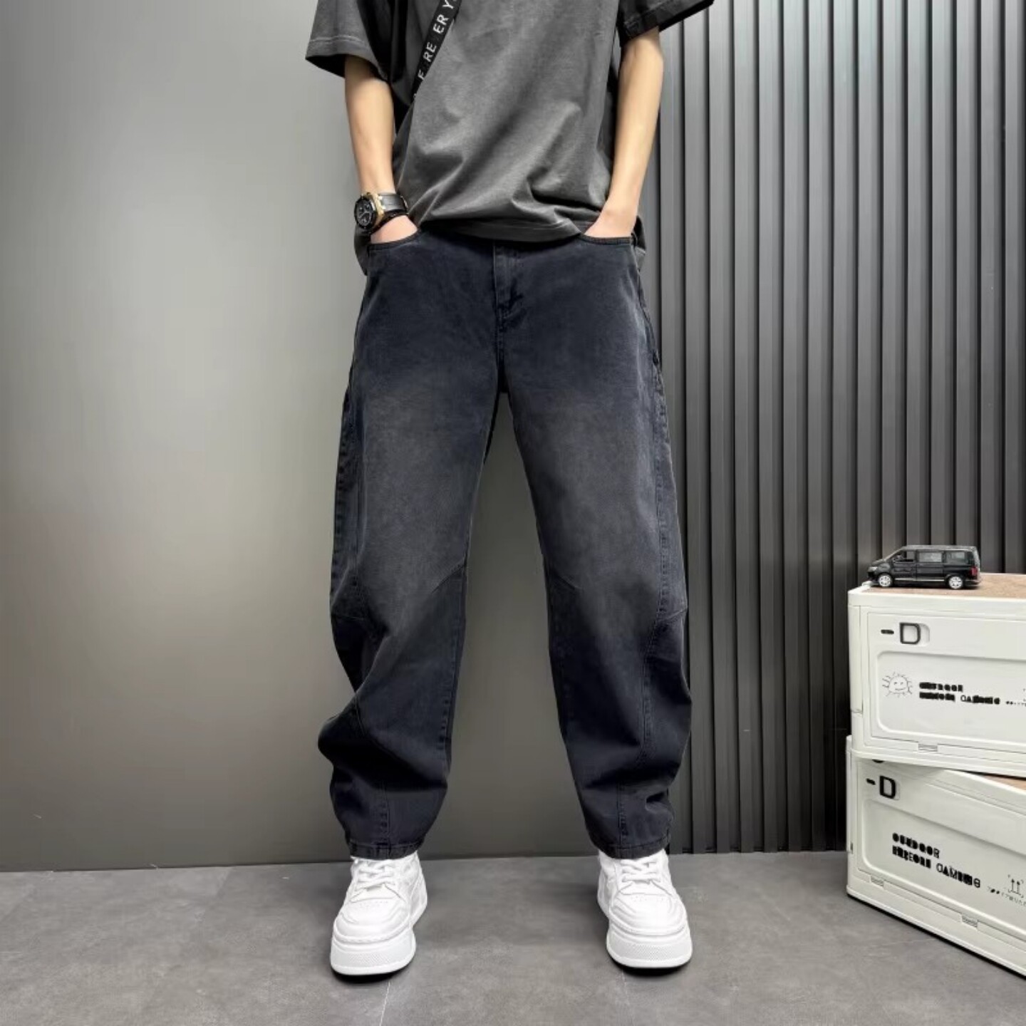 男士春秋直筒长裤潮牌韩版哈伦裤痞帅宽松弯刀裤休闲工装牛仔裤子