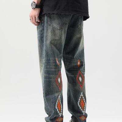 锥形水洗复古刺绣牛仔裤男
