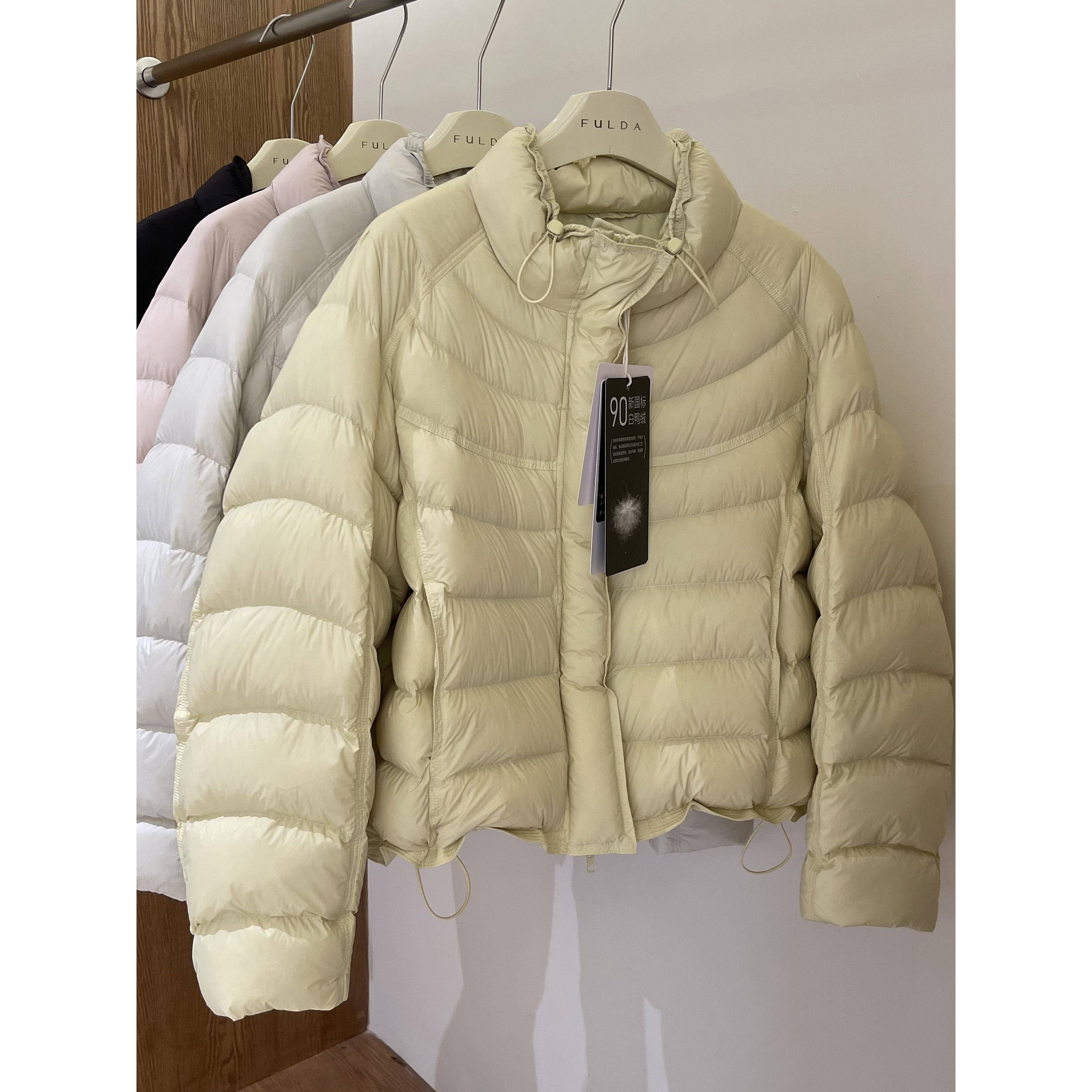 2025新款云感泡芙排骨羽绒服女短款90白鸭绒宽松小个子显瘦外套冬