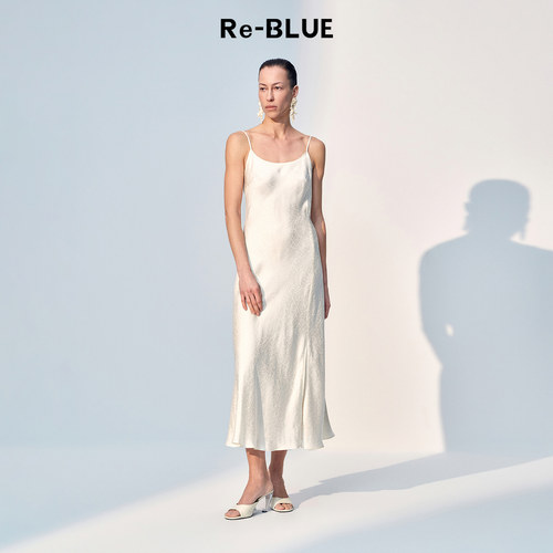 Re-BLUE精致冰裂纹圆领连衣裙