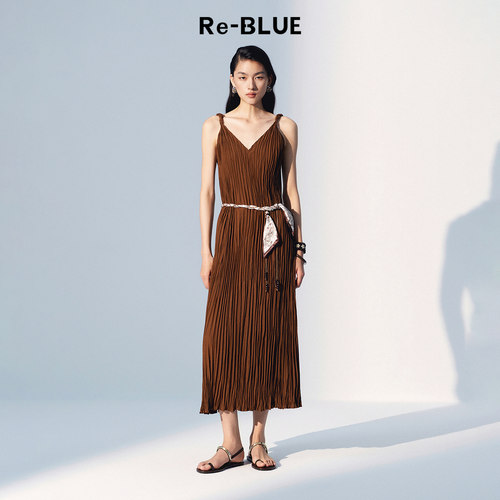 Re-BLUE舒适度假风V领吊带连衣裙