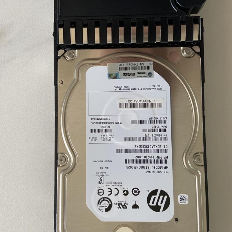 / AW555A P2000存储硬盘 2TB  SAS-FC 7.2K 3.5 605475-001