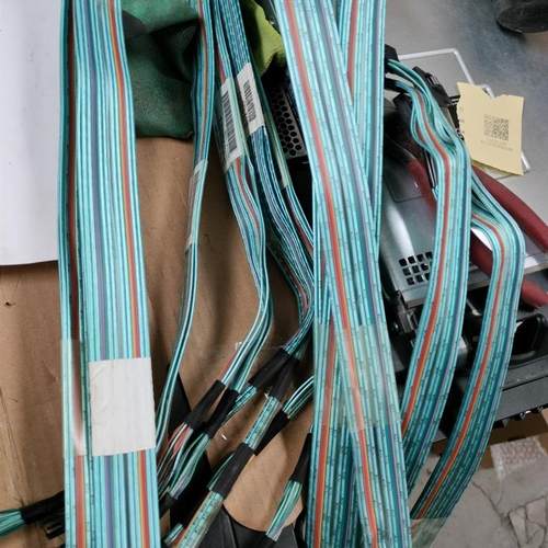 HP DL560p Gen8 服务器 5盘位 2.5寸SAS 硬盘背板sas线684541-001