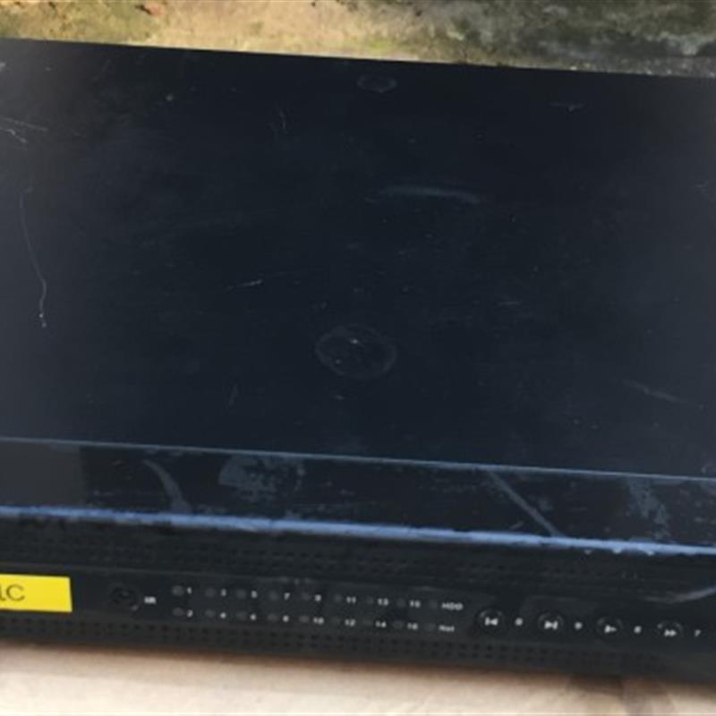 二手大华 DVR1604HF-A 16路H系列高清硬盘2盘位模拟录像机