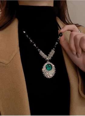 轻奢百搭绿色水滴长款闪钻毛衣链