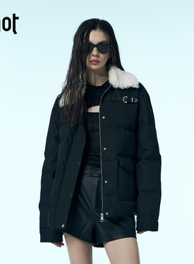 uhot/诱货黑色撞卷毛翻领滑雪羽绒服女奢华鹅绒秋冬保暖UWWW1W168