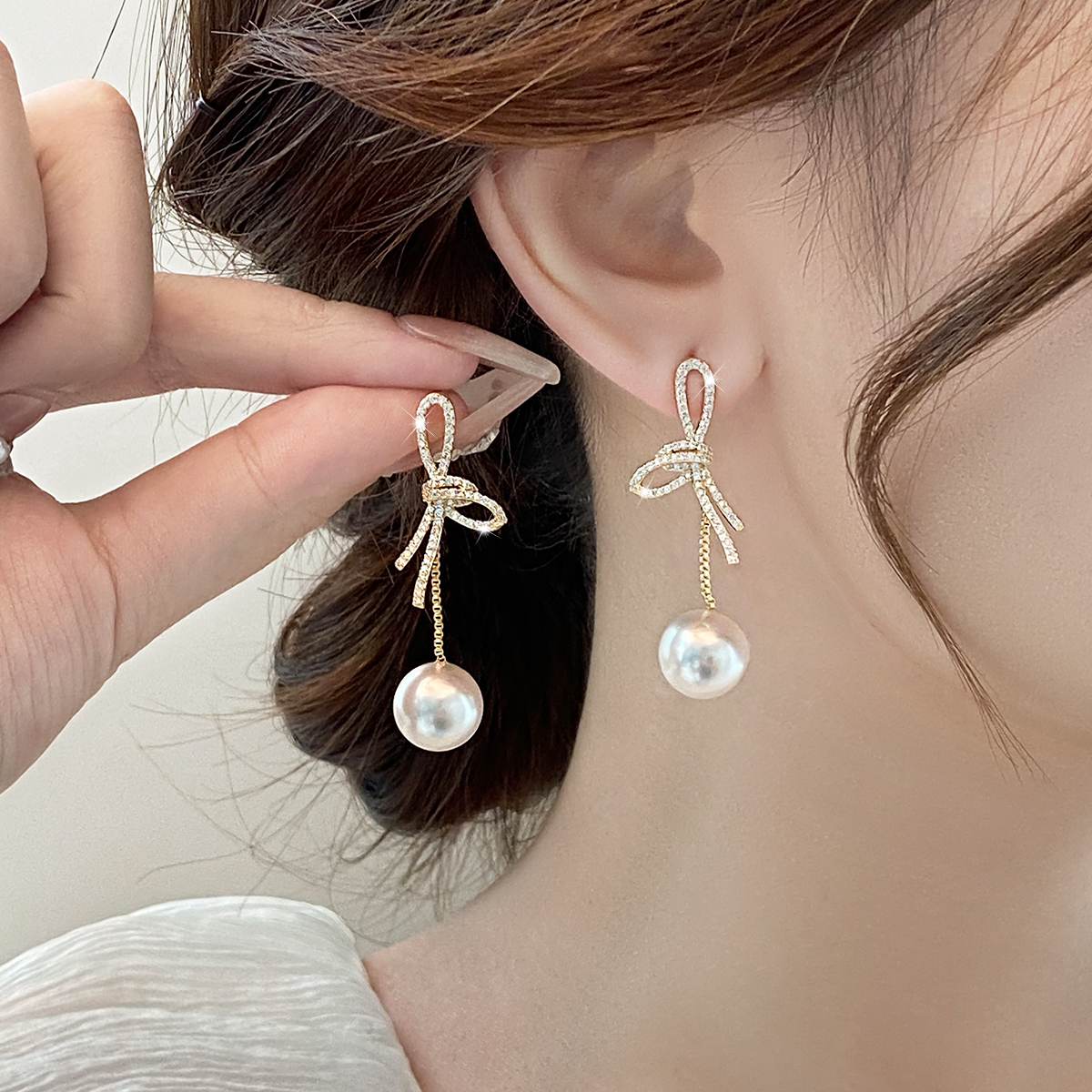 伊灿原创设计精致百搭蝴蝶结耳环