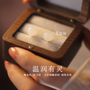 S999纯银白色玉石耳钉2025年新款潮睡觉免摘小巧耳环气质简约耳饰