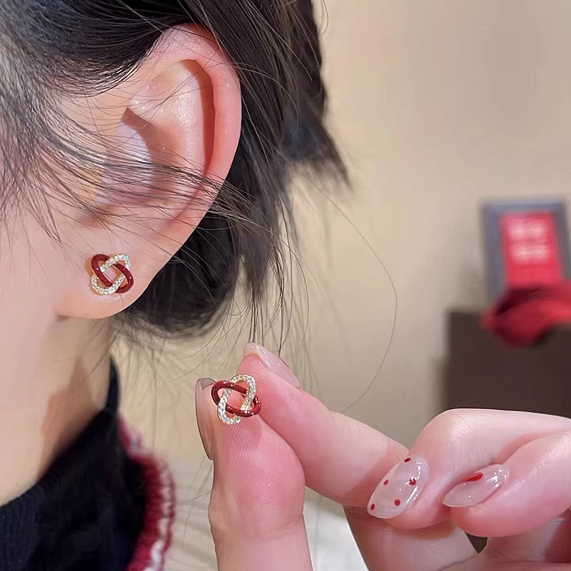 红色交叉环绕耳钉女纯银2025新款爆款百搭耳环小众设计感气质耳饰