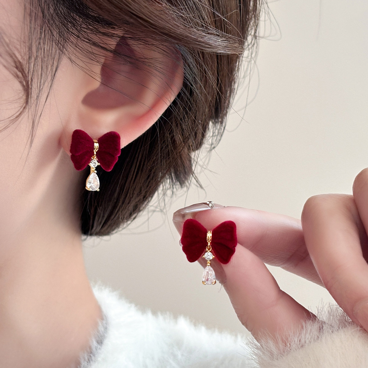 新年红色丝绒蝴蝶结耳钉女纯银名媛网红耳夹2025新款爆款气质耳饰,饰品/流行首饰/时尚饰品新,耳钉,淘宝优惠券,粉丝福利购,淘宝优惠卷