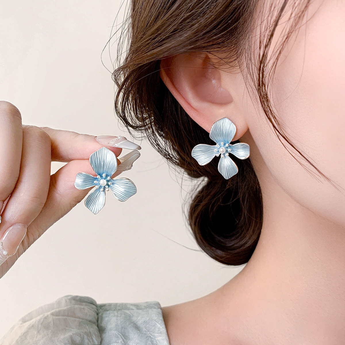简约蓝色花朵耳钉女纯银名媛气质耳饰2025新款爆款设计感百搭耳环,饰品/流行首饰/时尚饰品新,耳钉,淘宝优惠券,粉丝福利购,淘宝优惠卷