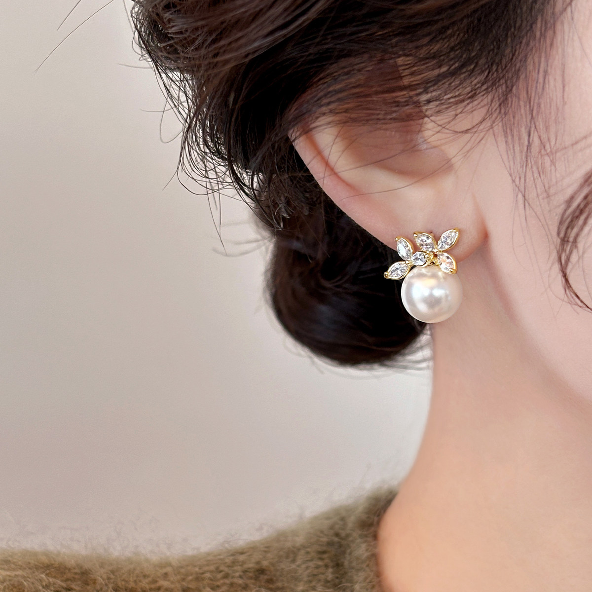 日韩锆石花朵珍珠耳钉女名媛小众设计感耳饰2025新款爆款纯银耳环,饰品/流行首饰/时尚饰品新,耳钉,淘宝优惠券,粉丝福利购,淘宝优惠卷