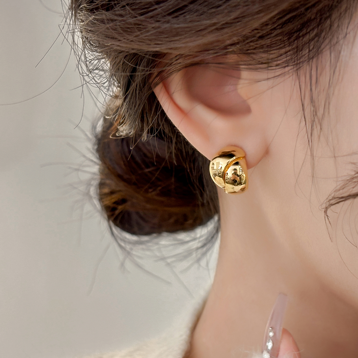 PIANIST轻奢复古金属豆耳钉