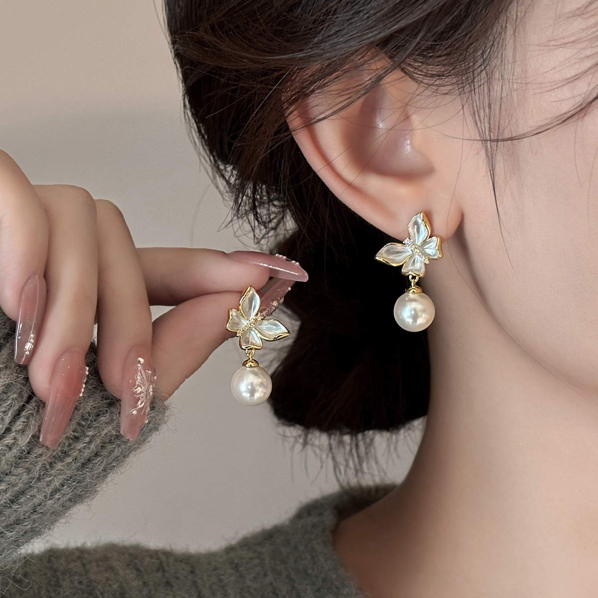伊灿韩国蝴蝶珍珠耳钉女纯银
