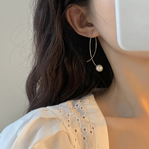 伊灿简约天然淡水珍珠耳坠女显瘦
