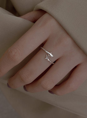 伊灿女纯银海豚开口可调节指环、