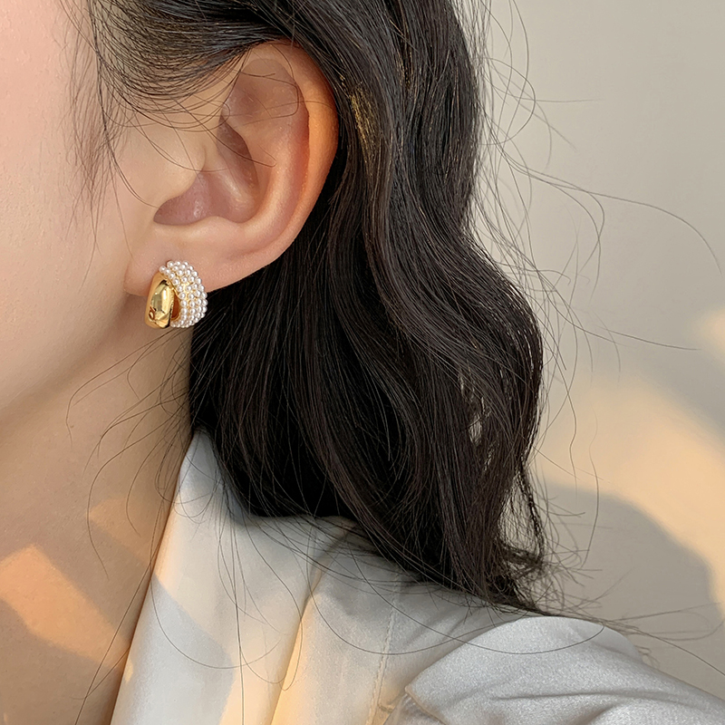 法式轻奢珍珠耳钉女时尚