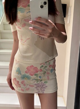 正确版】花卉水印打底针织短袖T恤上衣女2025夏季显瘦套装半身裙