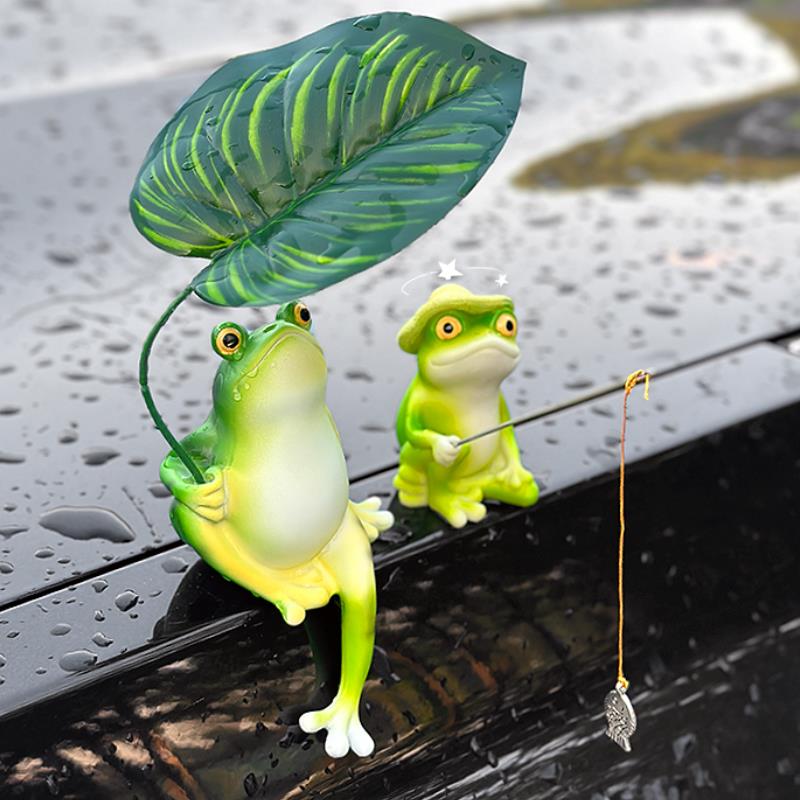车载恶搞悠闲坐姿撑伞青蛙钓鱼创意玩偶车尾中控台汽车摆件装饰品