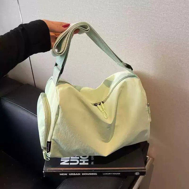 运动瑜伽短途旅行袋女ins大容量训练游泳健身包收纳斜挎背包男潮