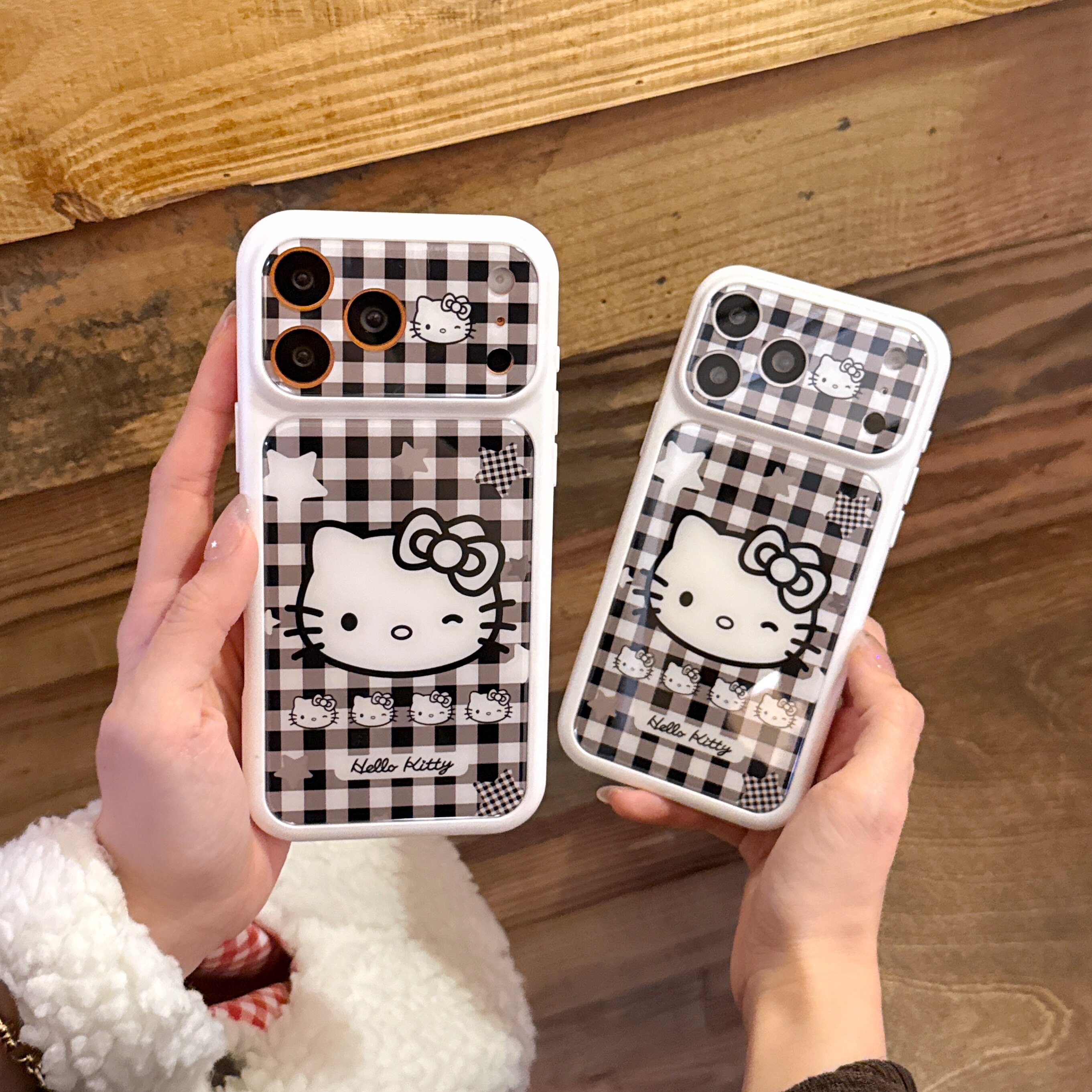 日本HelloKitty黑白格子底KT头像适用苹果17promax手机壳15全包按键镜头壳16创意个性少女心亚克力17防摔保护