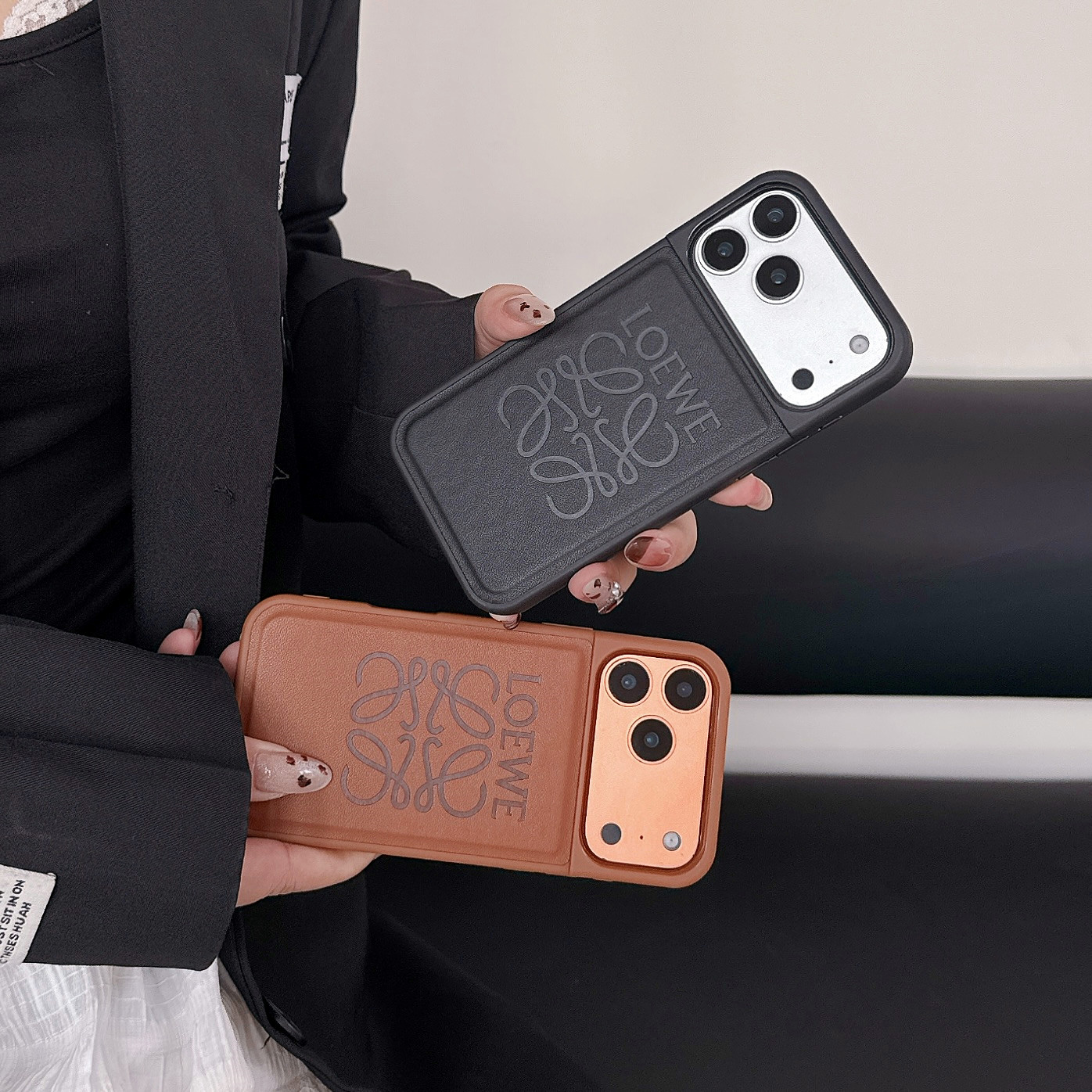 苹果17promax手机壳复古花纹字母