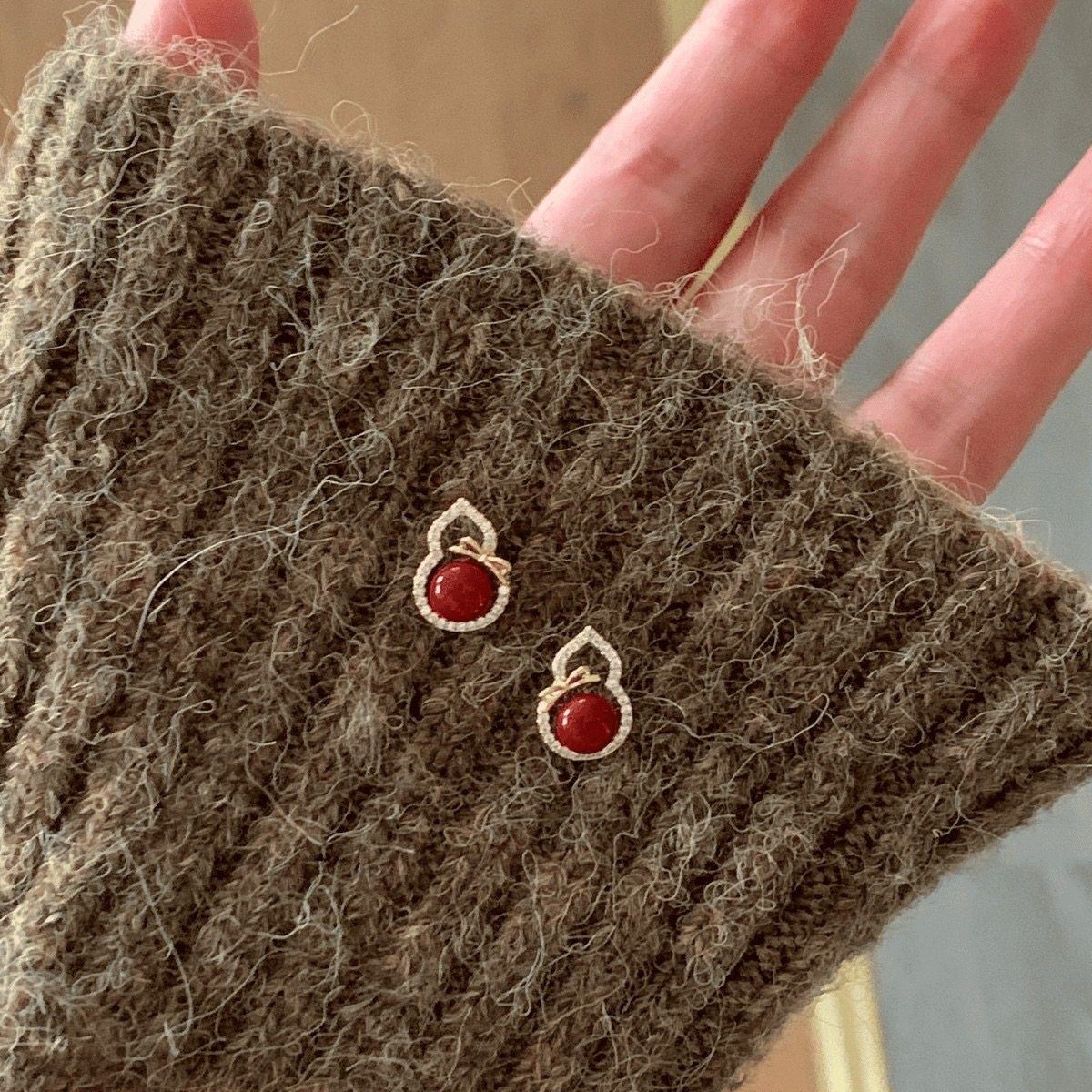 红色气质葫芦耳钉女新款轻奢高级本命年耳环秋冬独特精致新年耳饰,饰品/流行首饰/时尚饰品新,耳钉,淘宝优惠券,粉丝福利购,淘宝优惠卷