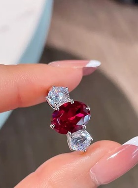 S925银镶嵌红刚玉荧光灯变色戒指