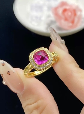 红刚玉祖母绿糖塔荧光灯变色戒指