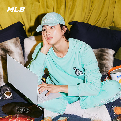 运动休闲圆领卫衣MLB休闲宽松