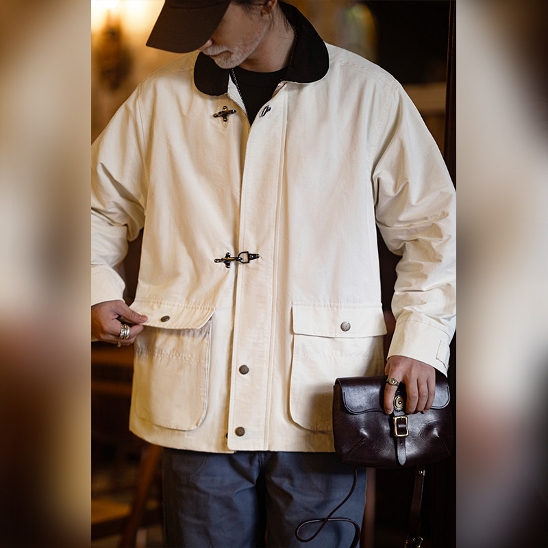 新品！龙虾扣大衣短款风衣外套