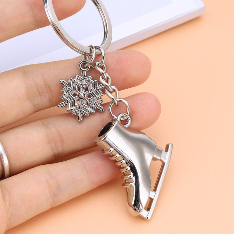 冬季滑雪冰刀鞋钥匙扣可爱合金